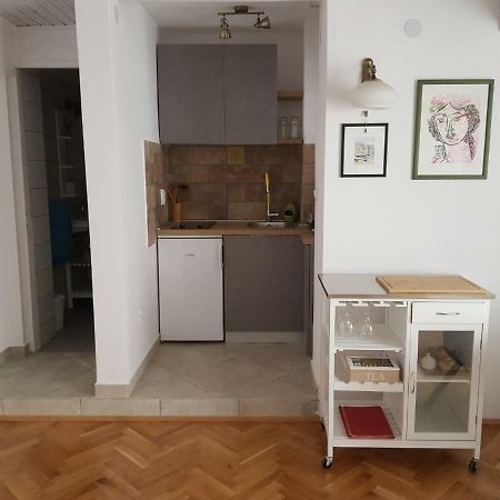 Апартаменты L&M Studio Apartman Пула Экстерьер фото