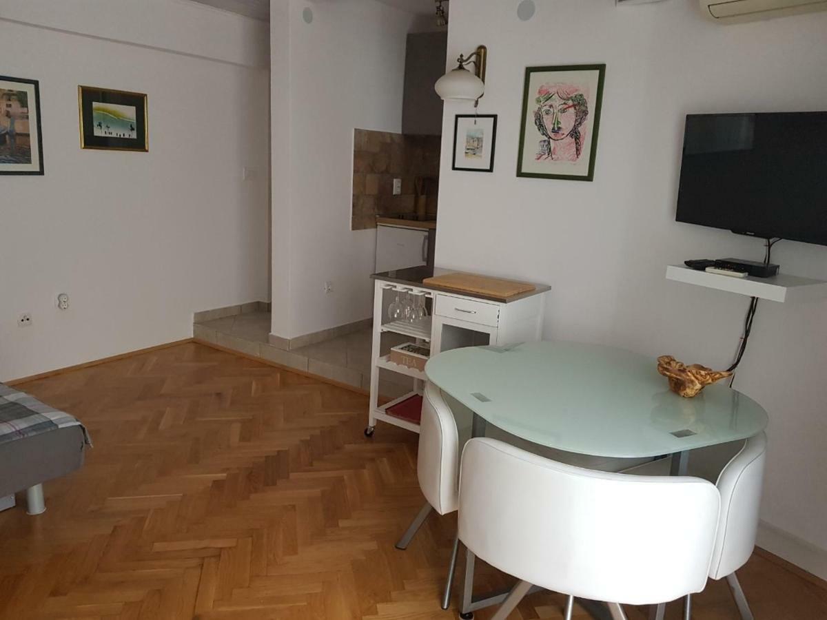 Апартаменты L&M Studio Apartman Пула Экстерьер фото