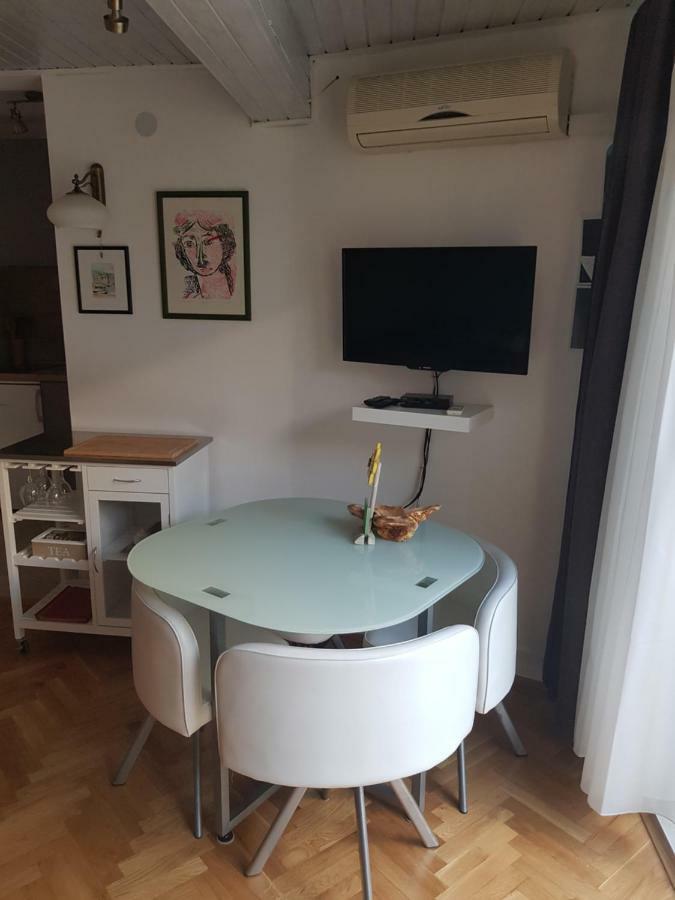 Апартаменты L&M Studio Apartman Пула Экстерьер фото
