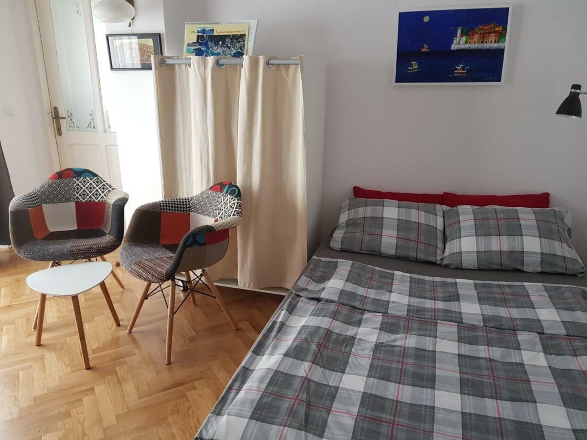 Апартаменты L&M Studio Apartman Пула Экстерьер фото